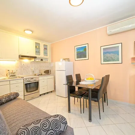 Carla Apartmán *