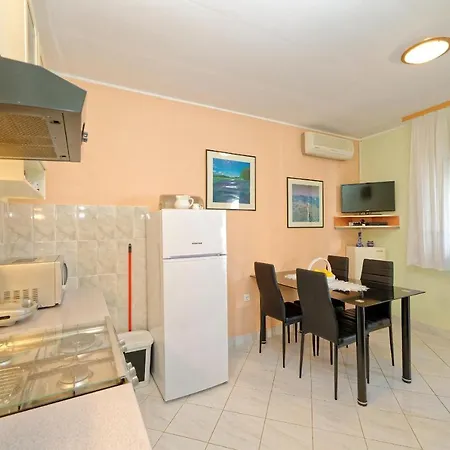 Carla Apartmán Pula